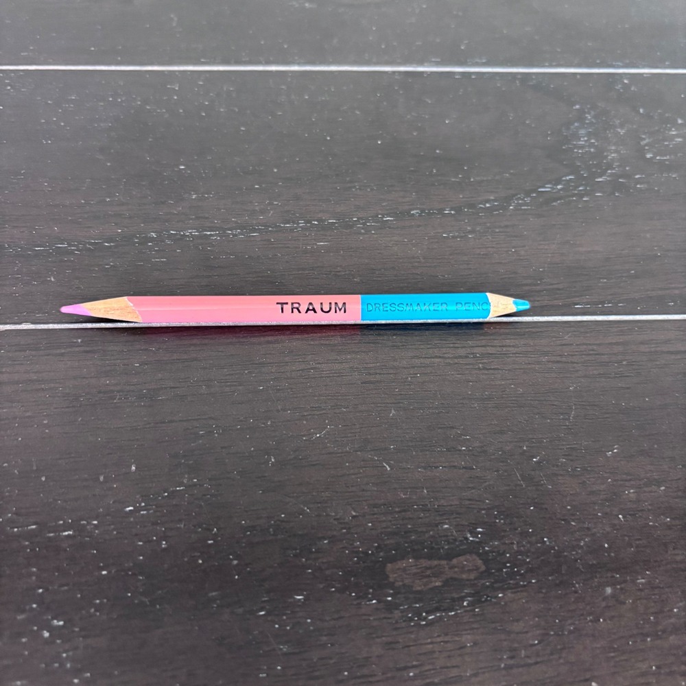 Traum‎ Vintage Dressmaker Pencil | Dual Ended | Pink and Blue | Fabric Marking